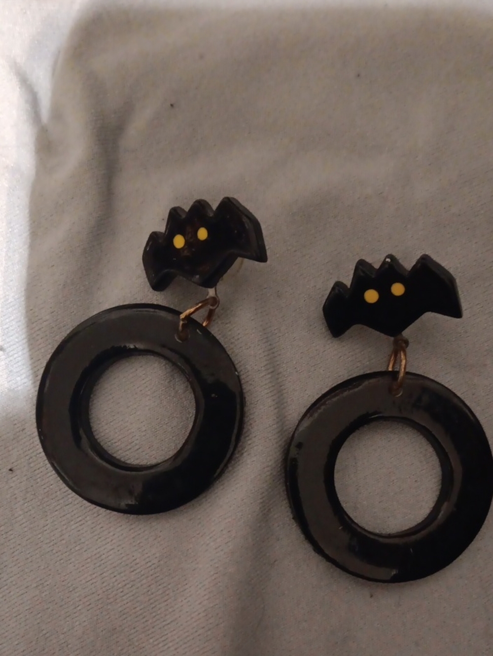 Vintage Black Bat Hoop Earrings - Cute Halloween Accessory